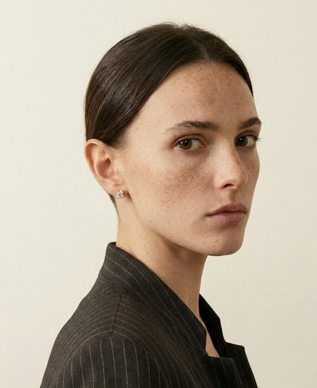 Lumière Petal Earrings