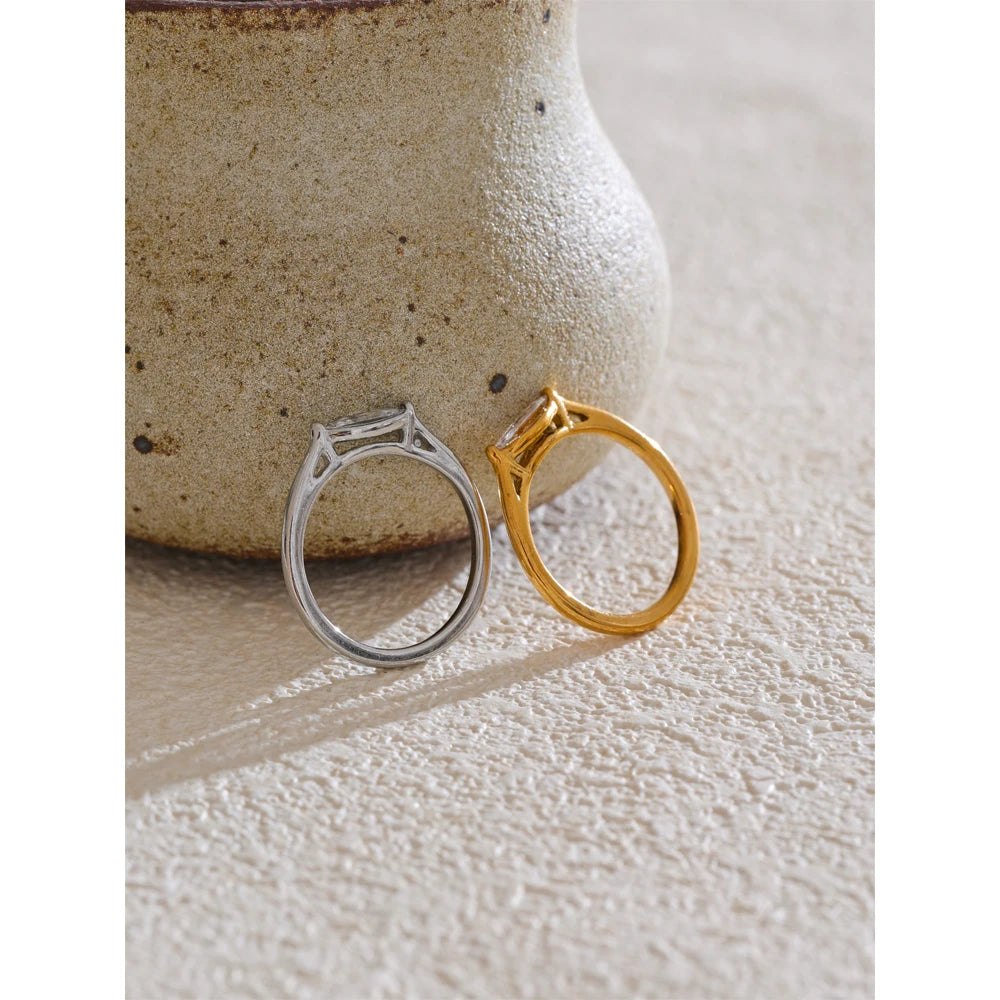Luna Marquise Solitaire Ring