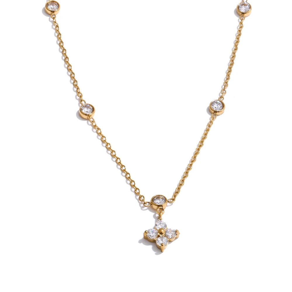 Lumière Petal Necklace